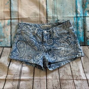Cielo Jeans floral shorts